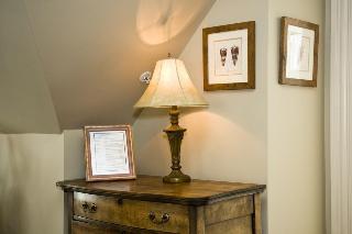 Hotel O Canada House B&B