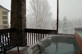 Hotel Trickle Creek Condos