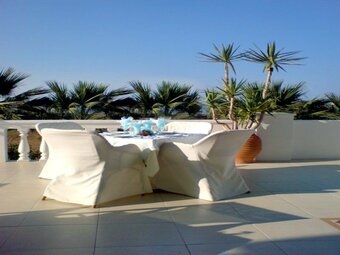 Hotel Mikes Studios & Apartments