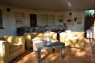 Hotel Rhino River Camp