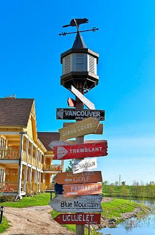 Hotel Embarc Blue Mountain