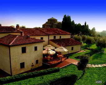 Sovana Hotel Resort