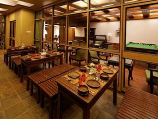 Sinclairs Darjeeling Hotel