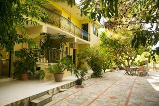 Hotel Irena Studios And Apartments