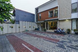 Hotel Reddoorz Plus @ Tb Simatupang