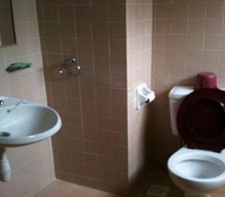 Hotel Bayu Emas Apartments