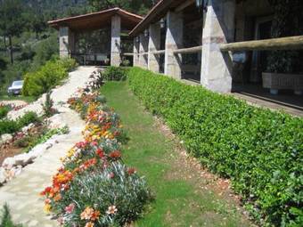Olympos Mountain Lodge