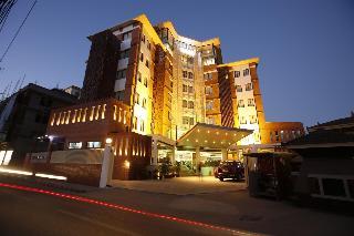 Hotel The Fern Residency