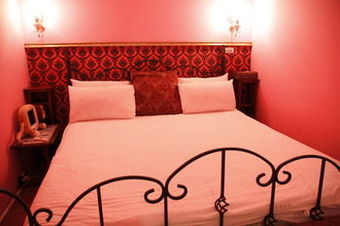 Bed & Breakfast Raid Garden Boutique Hotel