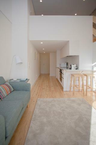 Terrace & Sunny Apartment