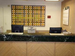 Hotel Ramada Columbia Fort Jackson Area