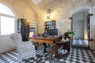 Hotel La Petite Maison