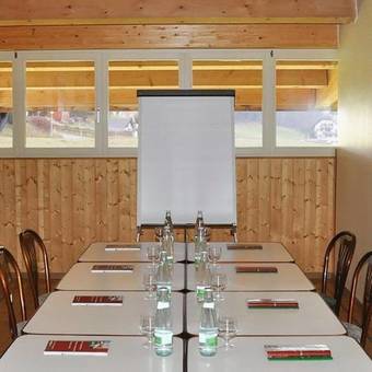 Albergue Hotel Du Val