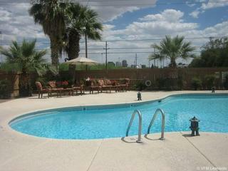 Hotel Fortuna Inn & Suites