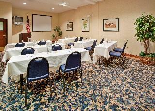 Hotel Holiday Inn Express And Suites Farmington