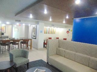 Hotel Holiday Inn Express And Suites Wapakoneta