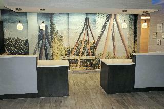 Hotel La Quinta Inn Suites Columbus Edinburgh