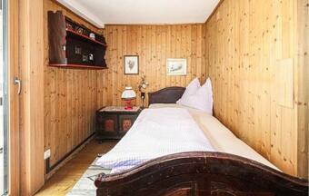 Stunning Home In Sankt Veit/defereggenta W/ Wifi And 5 Bedrooms