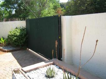 Terrylin Guesthouse And Backpackers Hostel