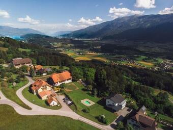 Hostal Berggasthof Karlbauer
