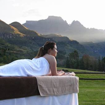 Champagne Castle Hotel