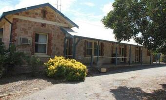 Albergue The Quarters @ Bdh