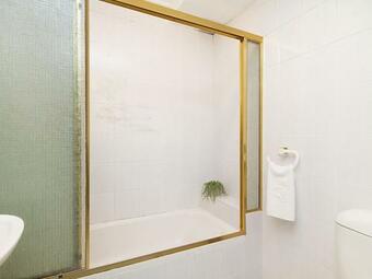 Apartamento Coral Gardens Unit 2 - Water Views And Easy Walk To Twin Towns Services Club