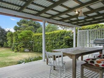 Seahorse - Beach Just 550m From House