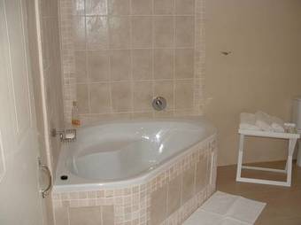 Riverwalk Bed And Breakfast