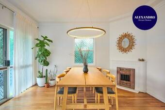 Stylish & Renovated Home // Pet Friendly