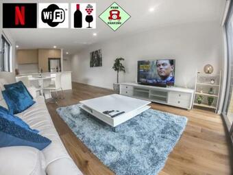 Apartamento 1 Bdrm Close Airport/shops, Wifi, Netflix, Parking