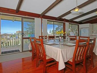 Gunyah - An Idyllic Coastal Getaway