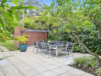 Tradewinds @ The Bay - All The Comforts Of Home