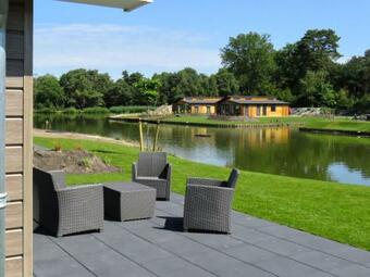Holiday Home Europarcs Resort Zilverstrand-1