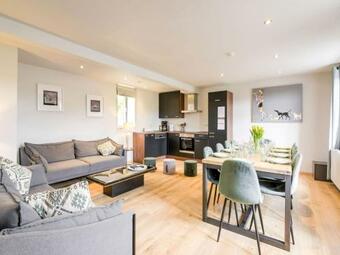 Halfway Between Liege And Namur, Holiday Home In Pailhe