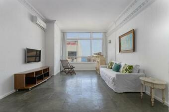 Apartamento Grande Copa Vista Mar