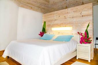 Apartamento Cottage Ocean View On Orange Hill Beach