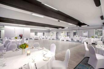 Hotel Quality Inn & Conference Centre Kingston Central