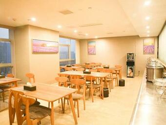 Lavande Hotel Zhumadian High Speed ??railway Station