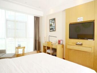 Hotel Greentree Inn Zhumadian High-speed Rail Station Square Store