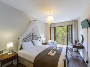 Villa Troodos Riverside Cottage