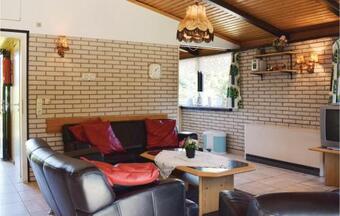 Three-bedroom Holiday Home In Gerolstein