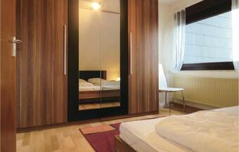 Two-bedroom Holiday Home In Holtgast/utgast