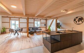 Nice Apartment In Langenhorn With Wifi And 2 Bedrooms