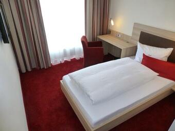 Hotel G�stehaus R�ssle