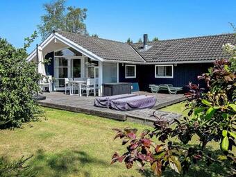 Holiday Home Faxe Ladeplads IV