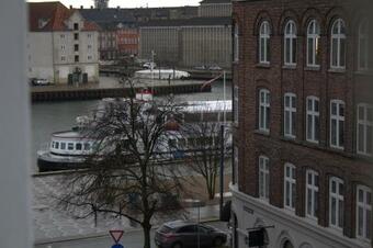 Psg 23 - Short Stay Apartments By Living Suites