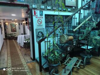 Hotel El Che No Apto Para Corruptos