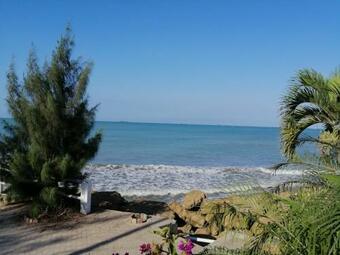 Hotel Salinas Paradise