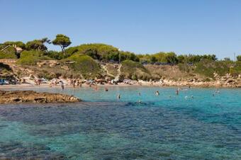 Villa Manresa, En Playa Manresa
